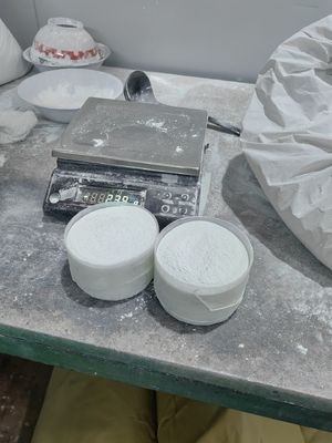 1.573 مسحوق صب الميلامين بكثافة 99.81٪ درجة صناعية