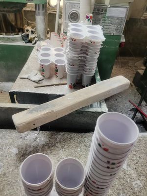 25kgs / Bag اليوريا فورمالديهايد الراتنج مسحوق الصناعية الصف لميلامين Tablewave