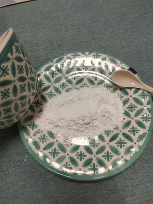 مسحوق صب الميلامين النقي لأدوات المطبخ 1.573 الكثافة الصناعية