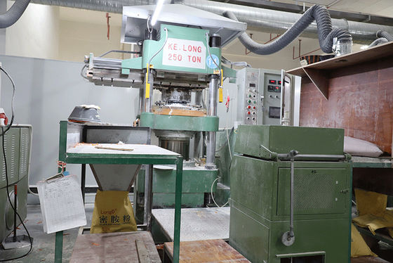 مسحوق صب الفورمالديهايد الميلامين عديم الرائحة لإنتاج أواني الطعام