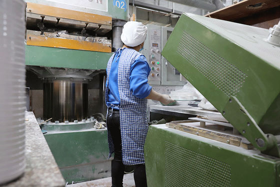 مسحوق راتنجات الميلامين 99.8٪ كحد أدنى 20 كجم / كيس لأواني الطعام Malemine