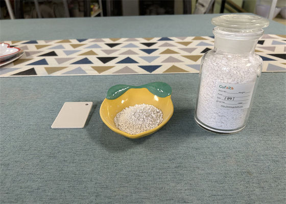 108 78 1 Cas مسحوق تشكيل الكريستال البيضاء الميلامين 99.8% دقيقة الراتنج الفورمالديهايد