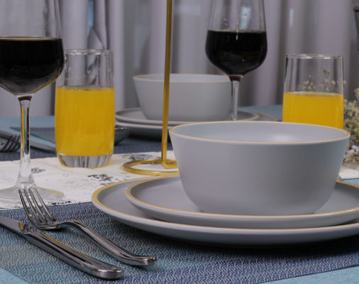 معسكرات طاولات عشاء الميلامين وأوعية 12 قطعة