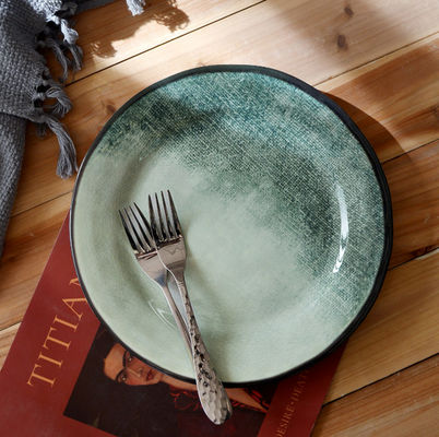 أدوات المائدة الميلامينية الصلبة