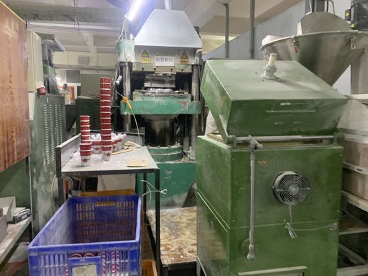 آلة تشكيل ضغط الميلامين مع سخانة مسبقة لأدوات طاولة الكأس