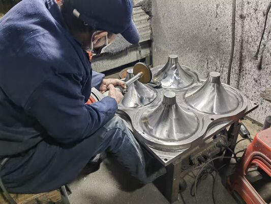 718 القوالب الفولاذية للكؤوس الميلامينية ذات النهاية اللامعة