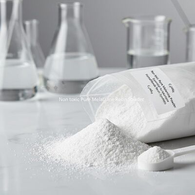 مسحوق الميلامين النقي غير السام، الصيغة الجزيئية C3H6N6، مادة خام أساسية لتخليق راتنج الميلامين فورمالدهيد